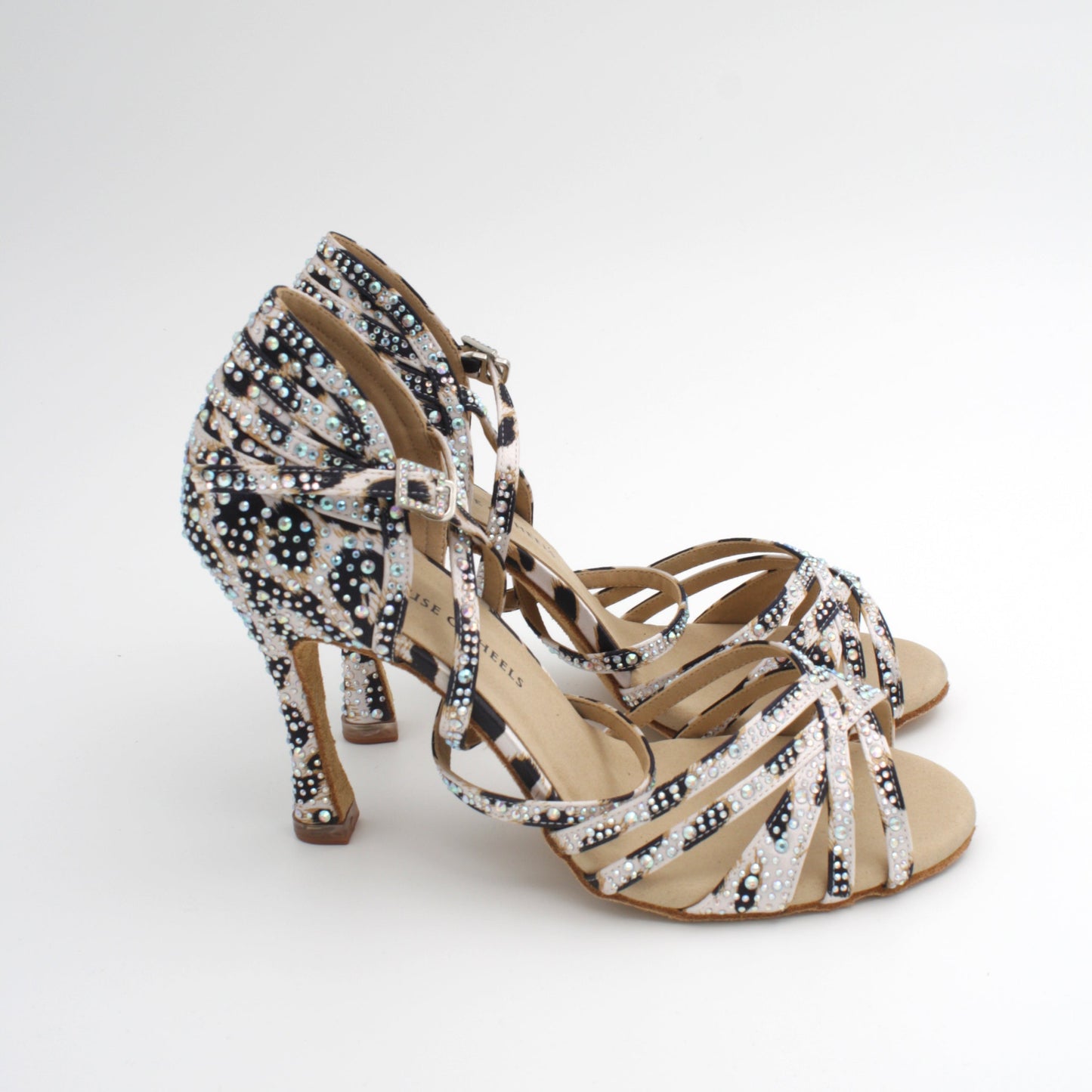 Themis - dansesko med stener