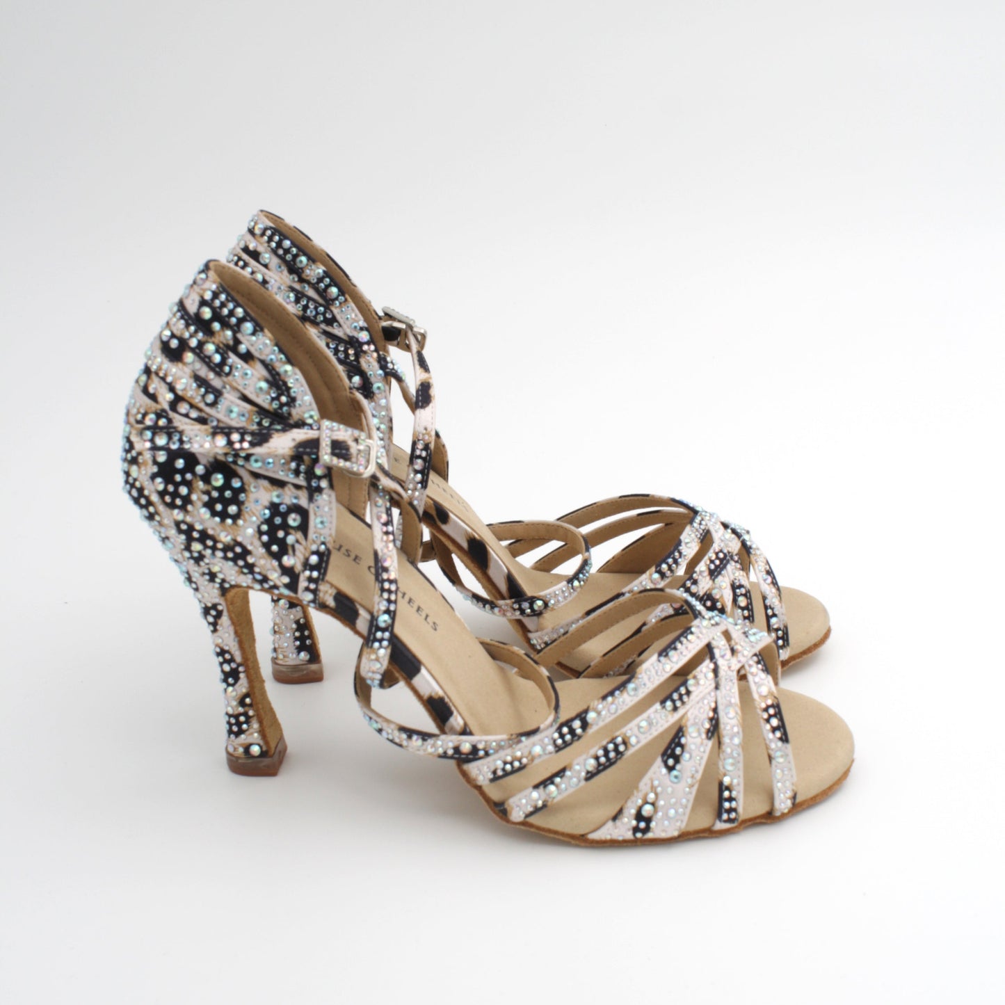 Themis - dansesko med stener