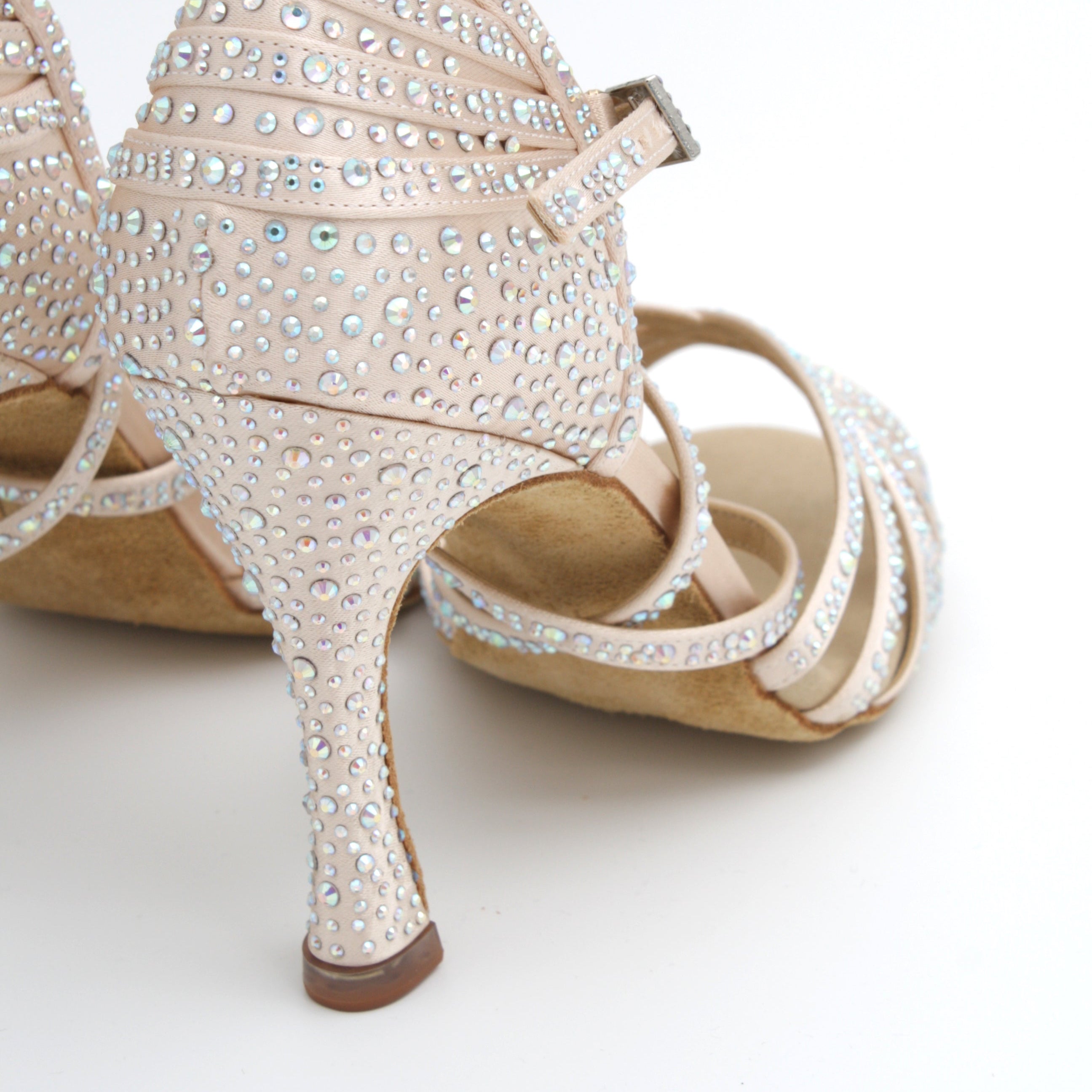 Thyche - dansesko med stener